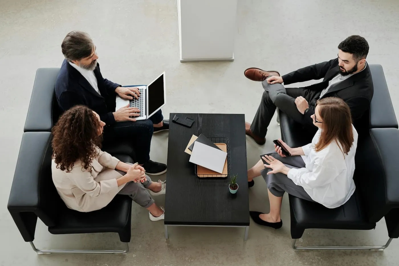 5 Signs Your Company Needs Employee Monitoring Software