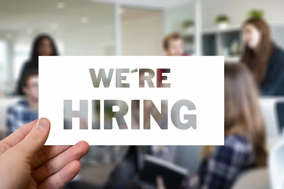 How to Fail Hiring Personnel: 9 Pranksterish Tips on Recruitment