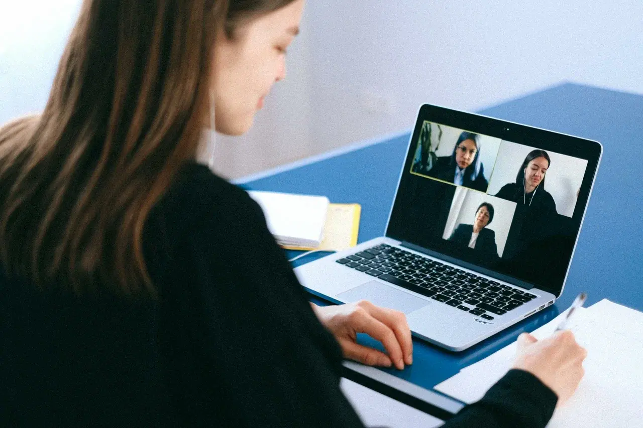 Build High-Performing Virtual Teams with Right Tools & Technology
