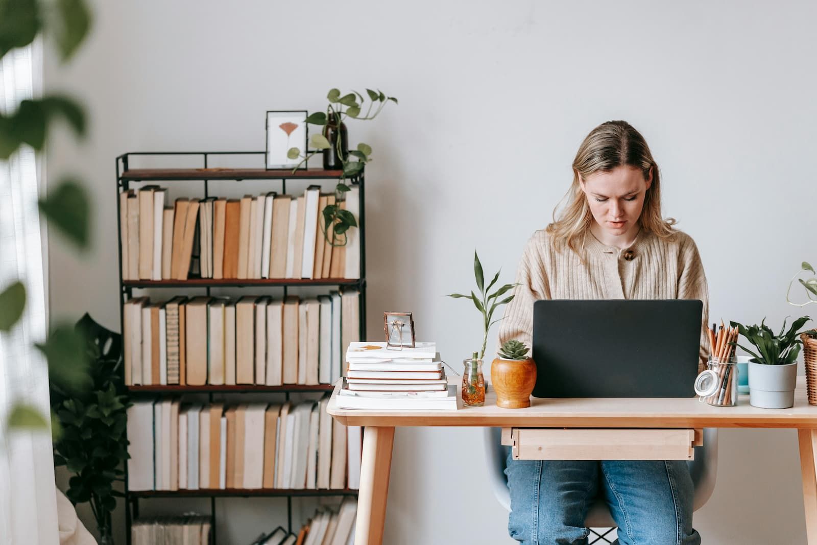The Success Strategy for Building High-Performing Virtual Teams