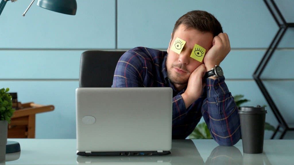 How do employees cheat employers?