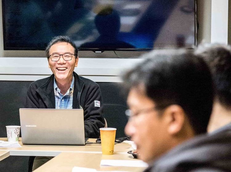 5 Ways to Improve Relations With Employees