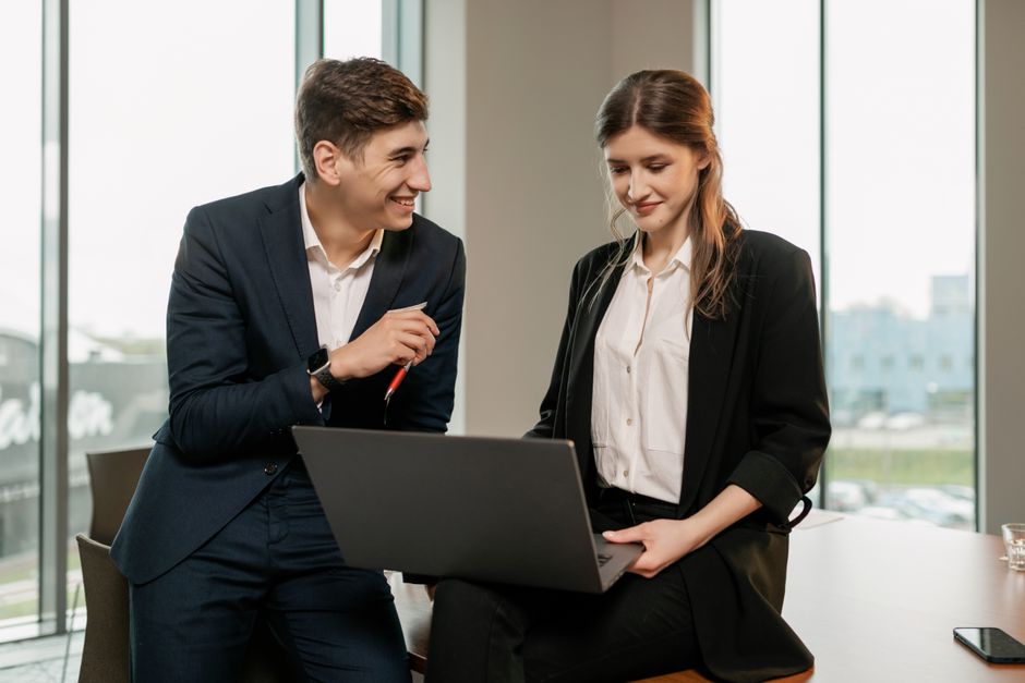 Corporate Espionage: How to Recognize and Prevent It