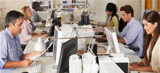 Reducing the Effects of Malicious Insiders Non Technologically