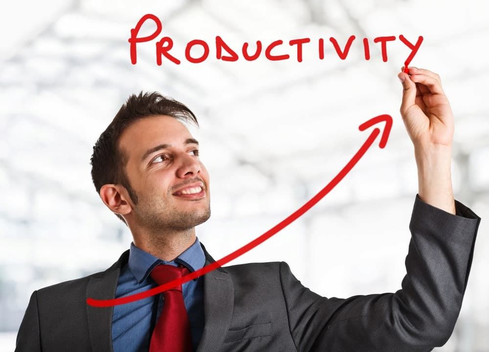 How to Successfully Improve Employees’ Work during Crisis