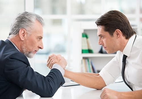 Young Leader vs. “Veteran” Team: main problems and solutions